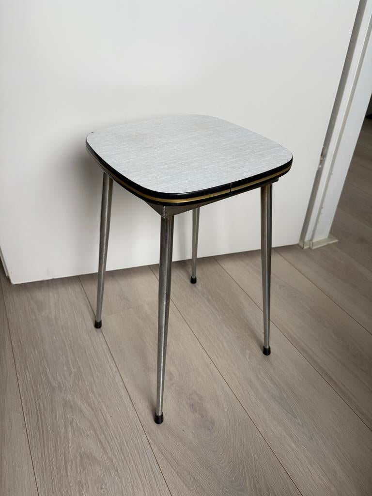 Retro Plantentafel Bijzettafel - Marmerlook & Metaal, Gebruikt, Overige vormen, Ophalen, 45 tot 60 cm