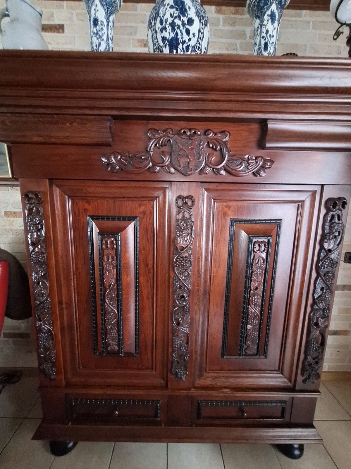 Antieke kast, Ophalen