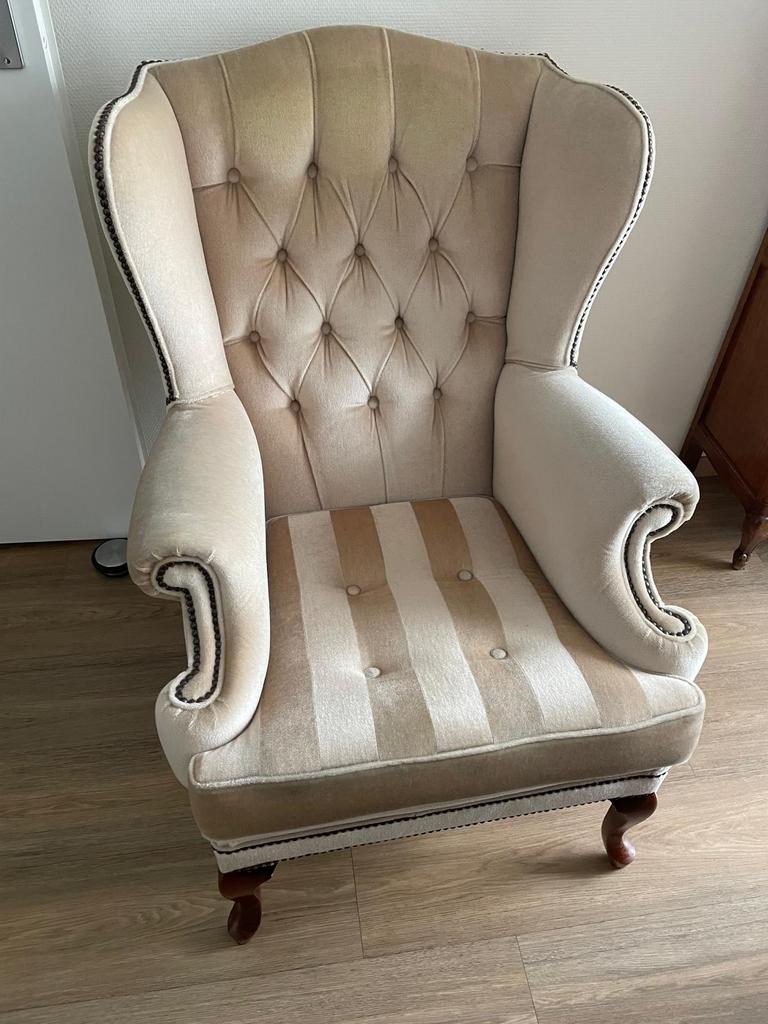 Vintage fauteuil in beige velours met knopen, Ophalen, Zo goed als nieuw, Stof, 75 tot 100 cm