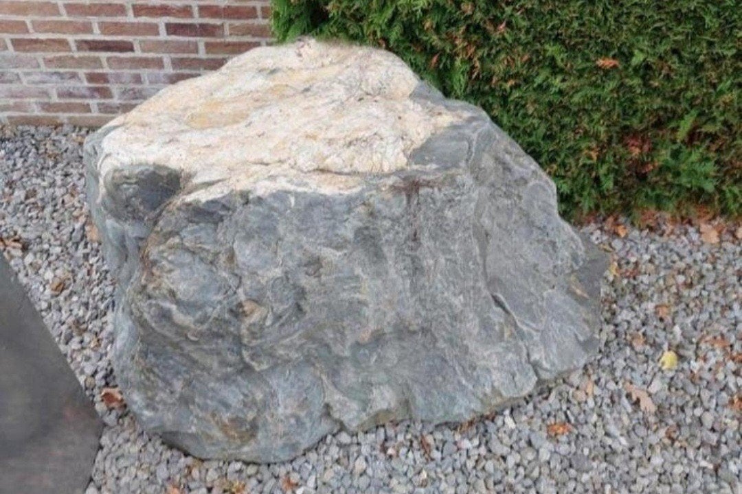Grote Zwerfkei – 1m³ natuurlijke blikvanger voor u tuin., Ophalen