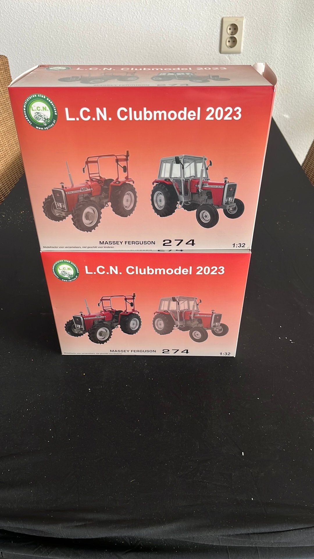 L.C.N clubmodel 2023 MF 274, Ophalen of Verzenden, Zo goed als nieuw, Tractor of Landbouw, Overige merken