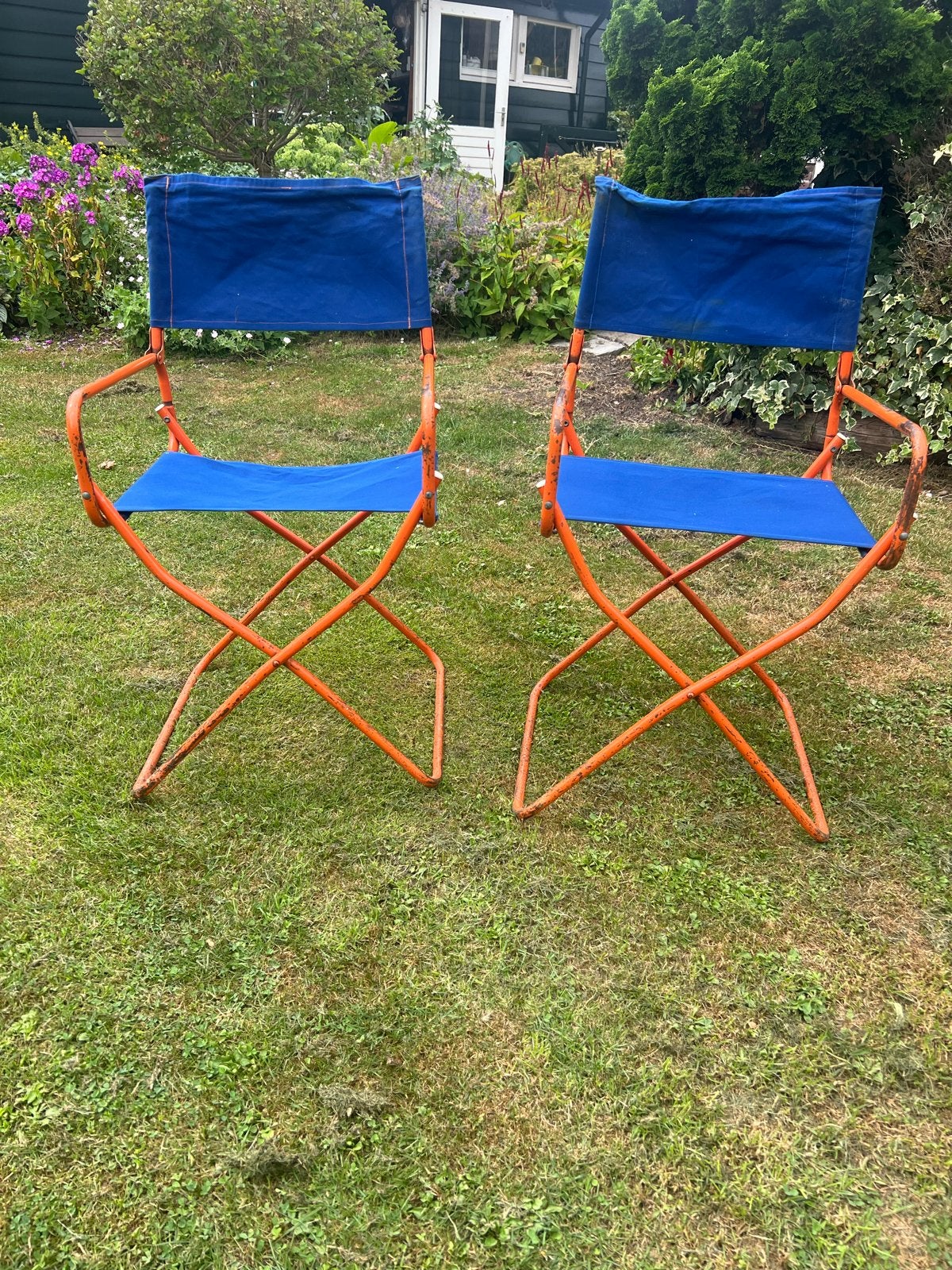 Vintage OpvouwbaarTuin/campingstoel-Oranje & Blauw (2 stuks), Gebruikt, Twee, Overige kleuren, Ophalen of Verzenden