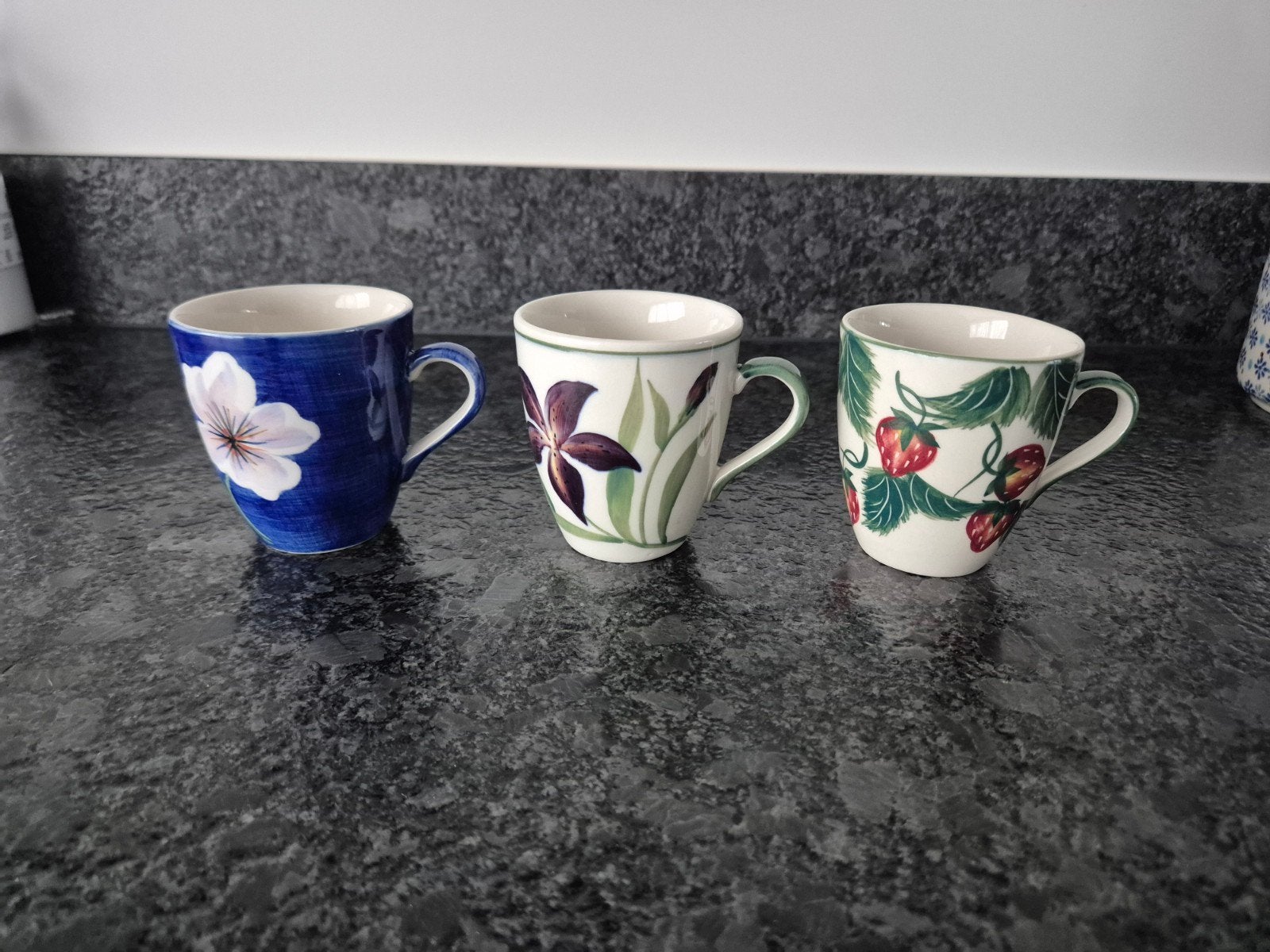 Vic' s - Koffiemokjes 3 stuks, Huis en Inrichting, Ophalen of Verzenden, Glas, Overige stijlen