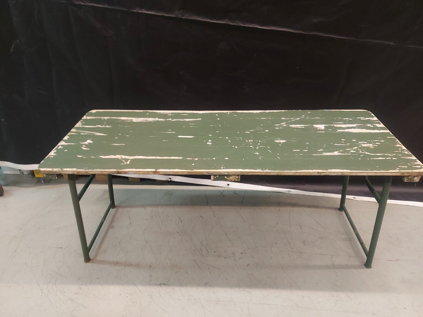 Uitklapbare tafel - 180x70 cm, Gebruikt, 50 tot 100 cm, 150 tot 200 cm, Industrieel, Robuust