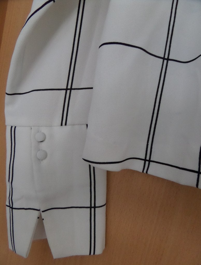 Aparte witte H&M blouson maat 40 met rits achter, Ophalen of Verzenden, Zo goed als nieuw, Maat 38/40 (M), Wit