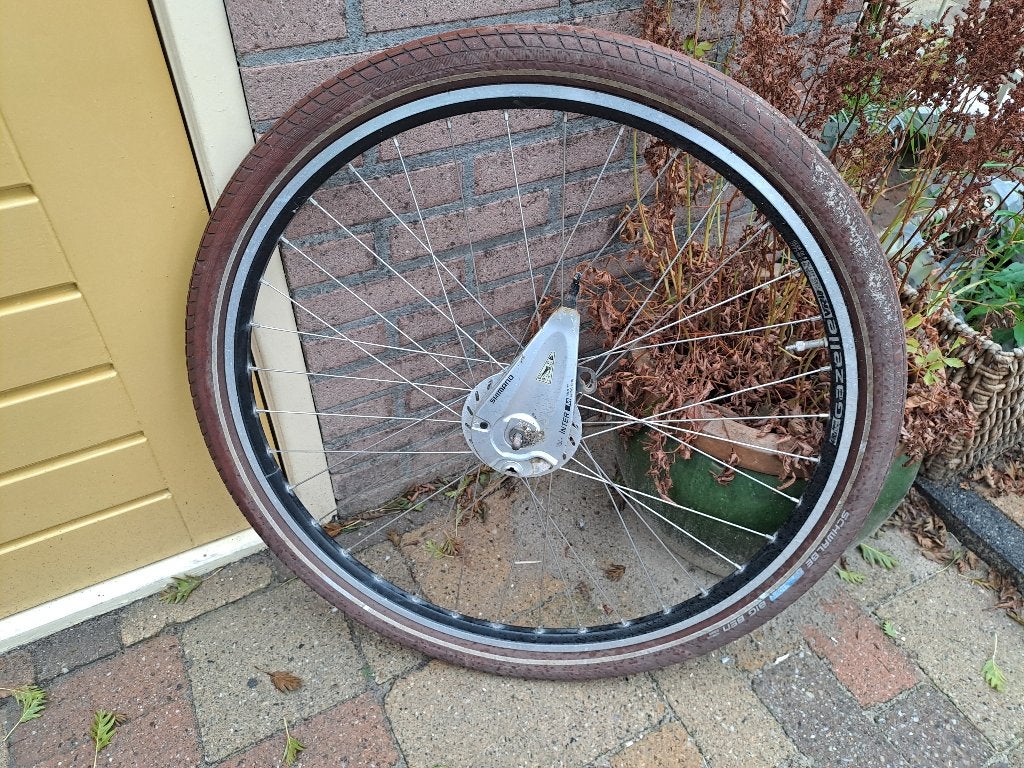 28 inch Voorwiel met naafdynamo en rollerbrake plaat izgst!!, Fietsen en Brommers, Gebruikt, Alle Merken, Stadsfiets, Aluminium