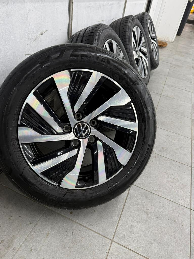 Volkswagen Golf 16 inch velgen met zomerbanden, Auto-onderdelen, Ophalen, Gebruikt, 16 inch, Banden en Velgen