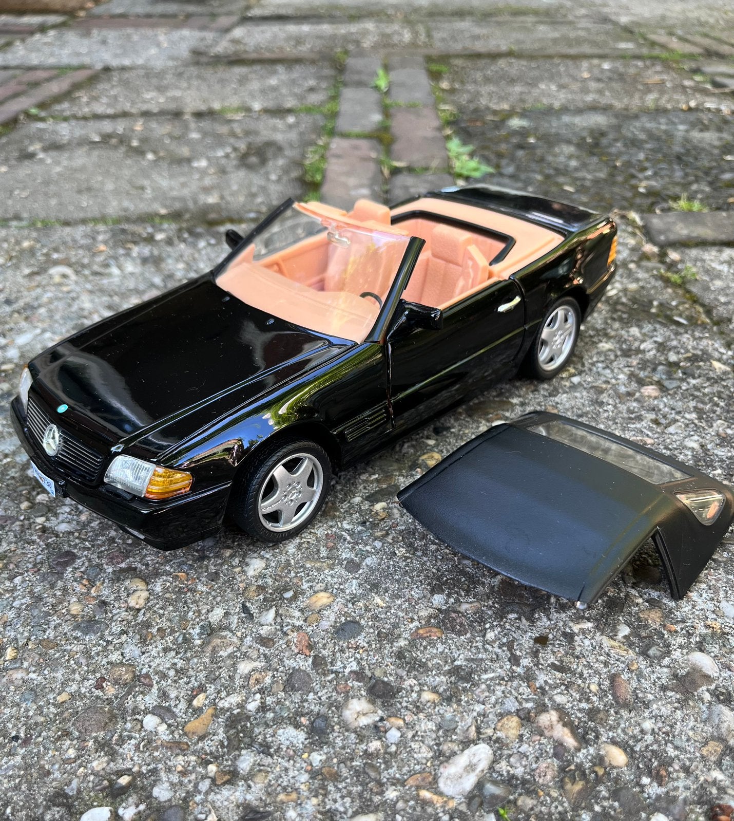 Mercedes-Benz 500 SL (r129) Revell 1:18, Ophalen of Verzenden, Zo goed als nieuw, Auto, Revell
