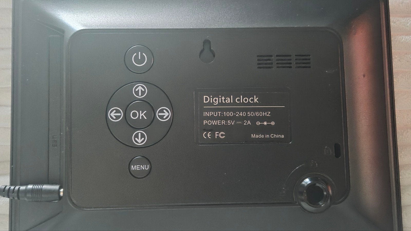 Officiele Dementie klok. Duidelijke dag en tijd weergave., Huis en Inrichting, Ophalen of Verzenden, Zo goed als nieuw, Digitaal