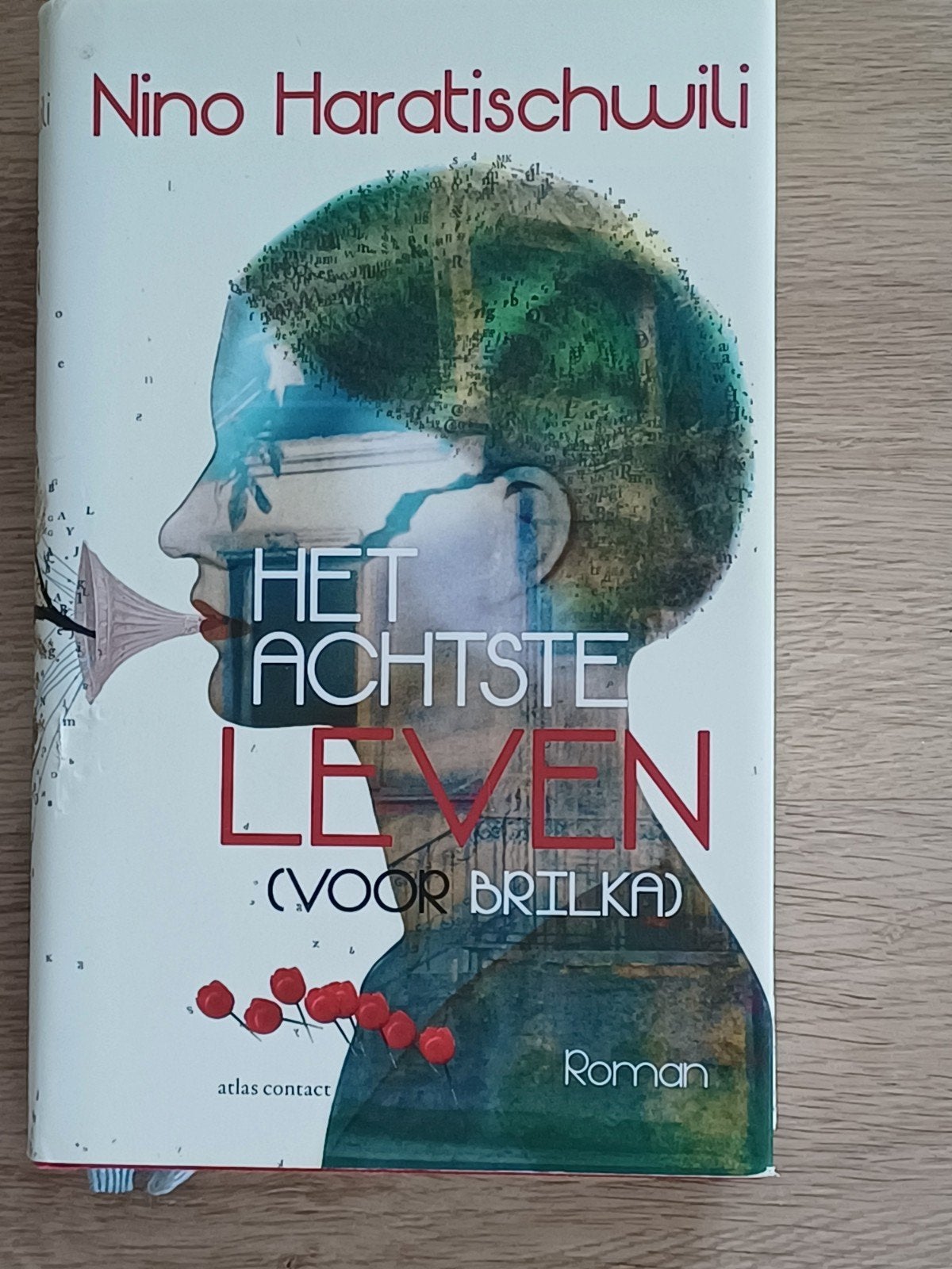 Nino Haratischwili - Het achtste leven, Ophalen of Verzenden, Zo goed als nieuw, Nino Haratischwili