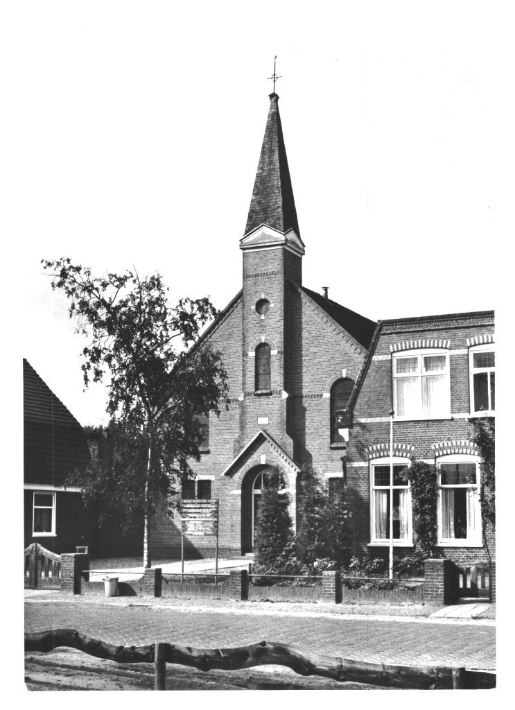 988322 Roden Dr Geref Kerk Nette oude kaart Onbeschreven