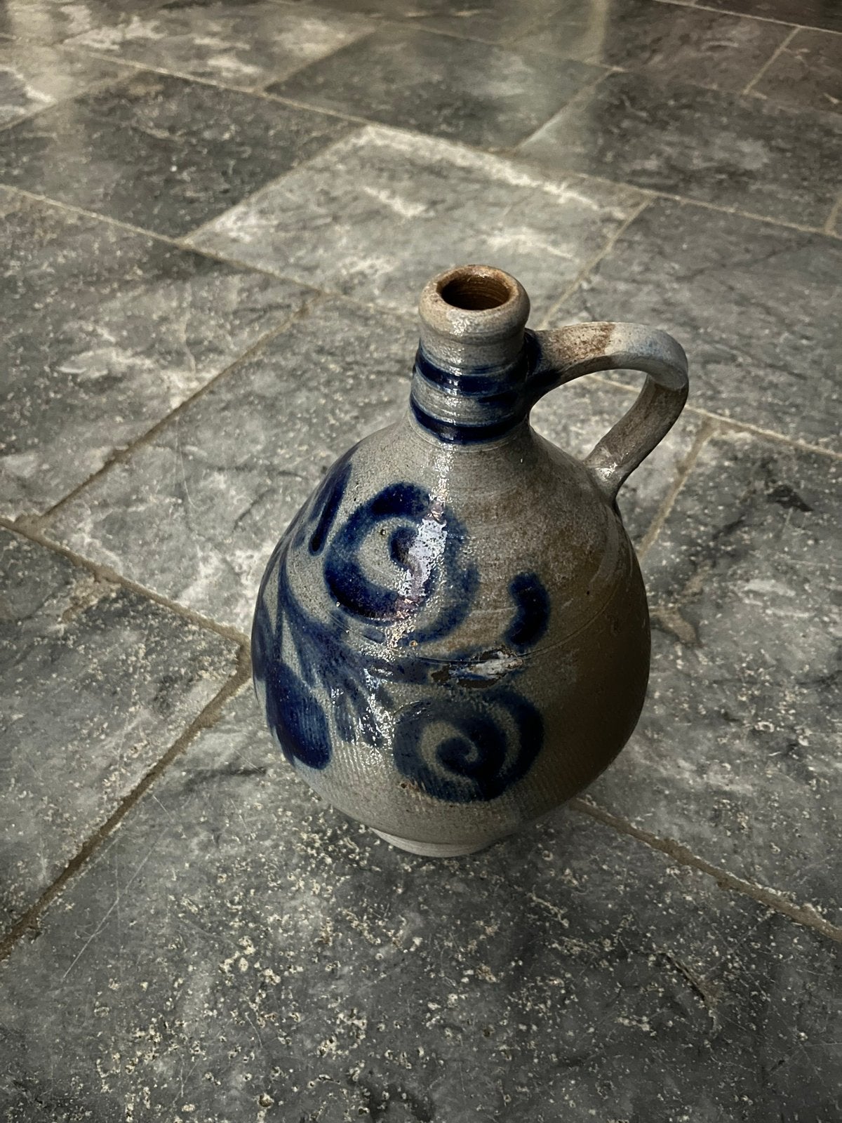 Antieke kruik met blauw decor, Ophalen of Verzenden