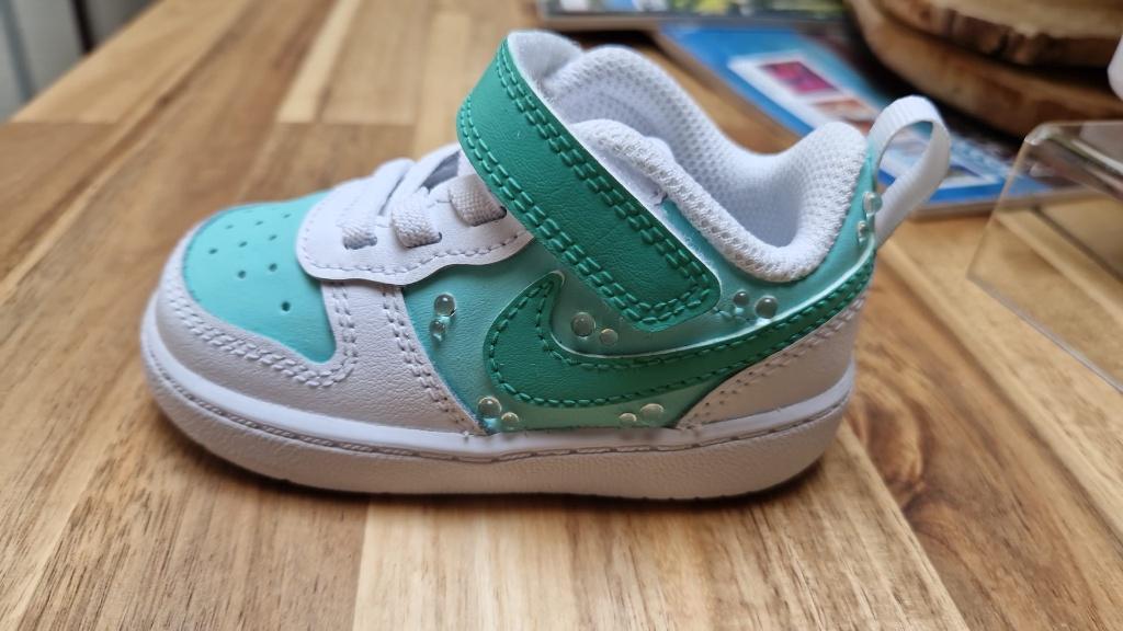 Customized Nike Air Baby Sneakers – Maat 21, Schoenen, Nieuw, Nike air, Verzenden
