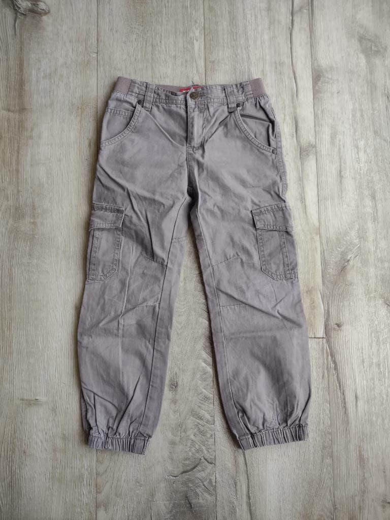 Prachtige bruine khaki cargo broek, maat 110. Cargo pants., Broek, Onb, Charles Vogele, Ophalen of Verzenden