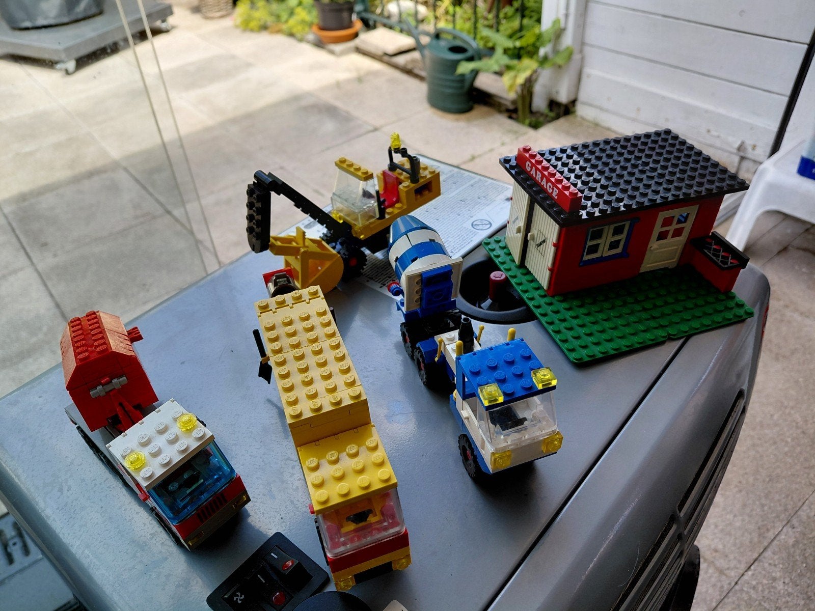 Lego set 6682 , 6678 , 6693 en garage, Kinderen en Baby's, Speelgoed | Duplo en Lego, Ophalen of Verzenden, Gebruikt, Complete set