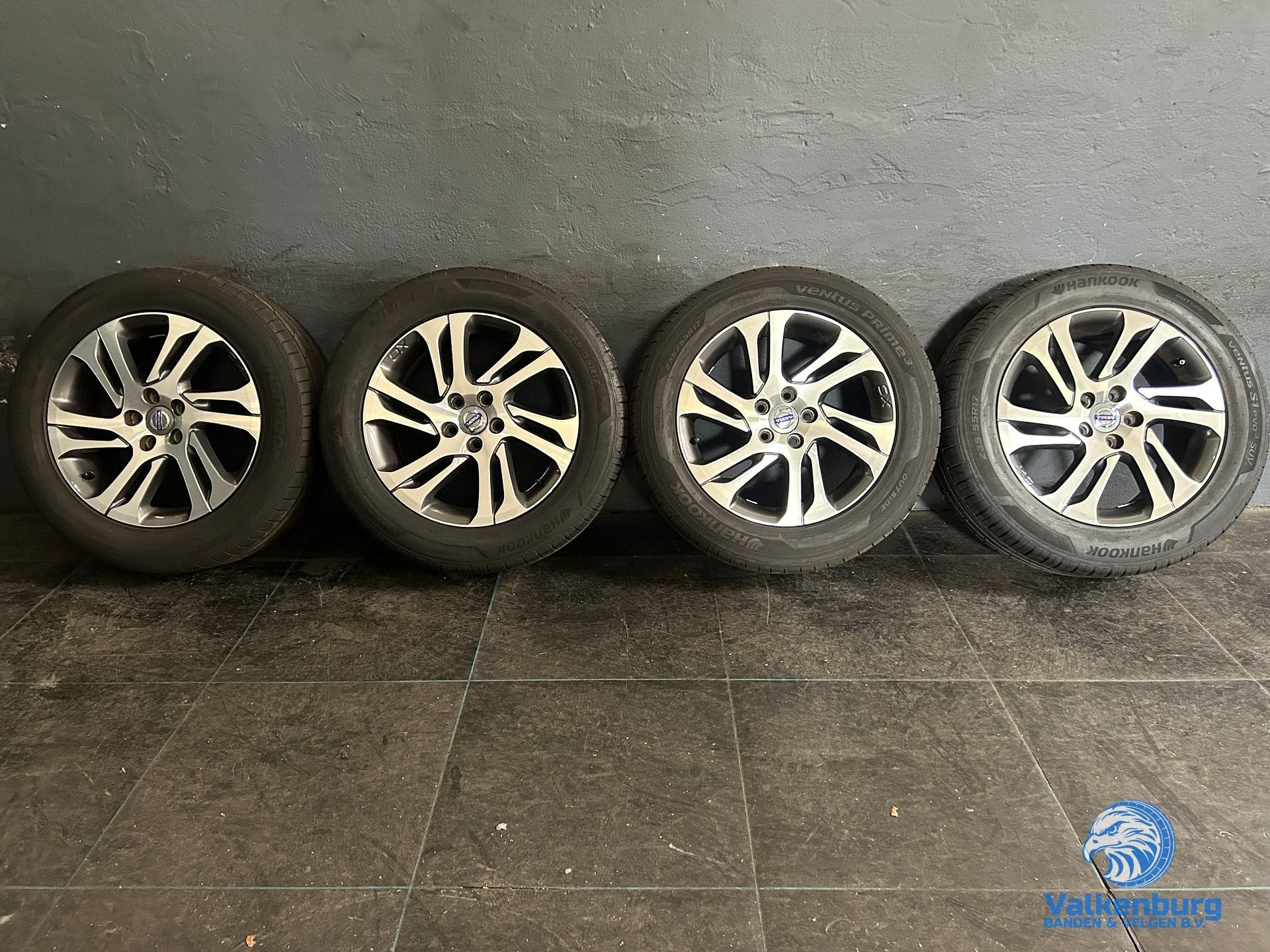 6-7mm! Originele Volvo XC70 V60 Cross Country XC40 17 inch v, Gebruikt, -, -, Banden en Velgen