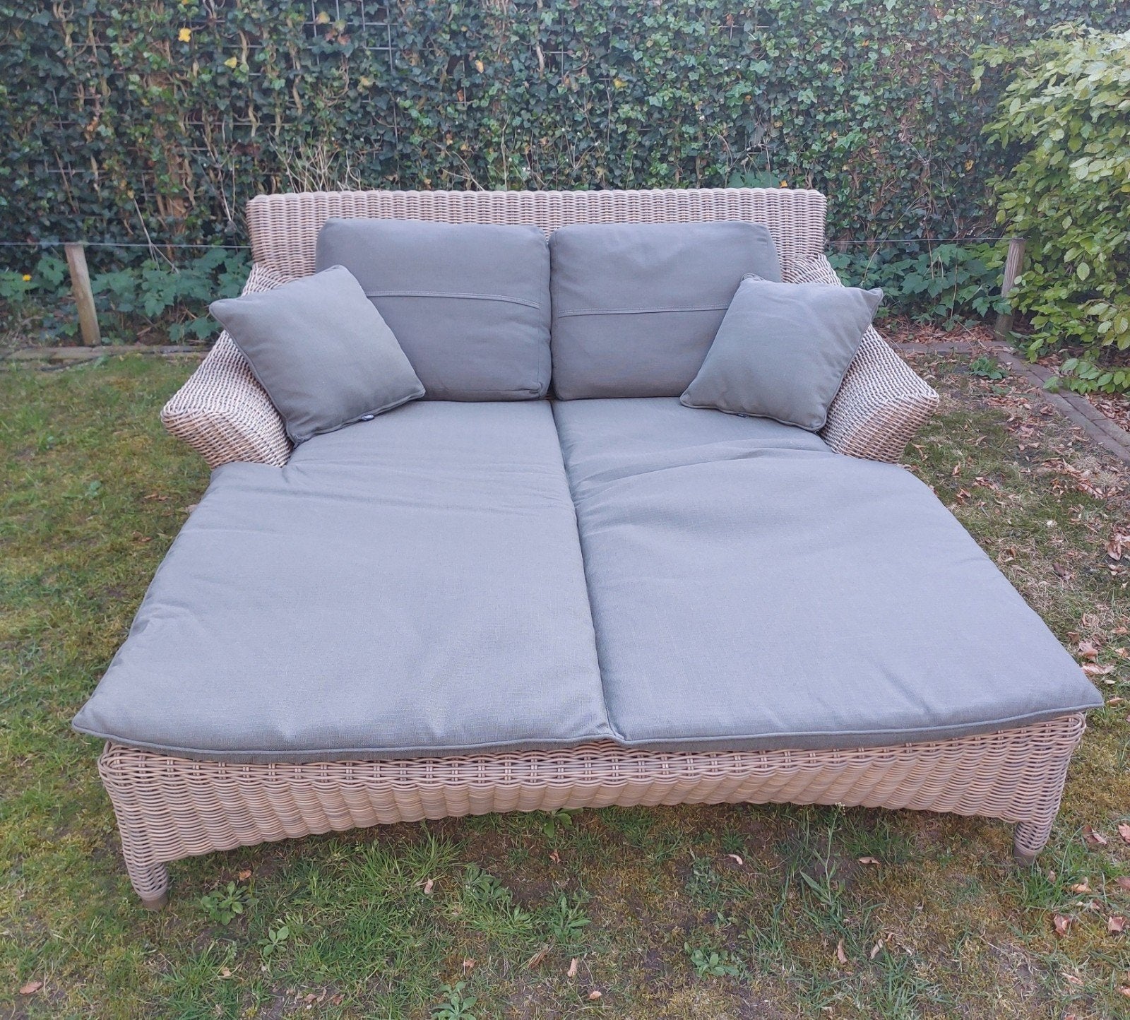 Ligbed/ sunbed Valentine 4 Seasons Outdoor 4SO, Tuin en Terras, Ligbedden, Ophalen, Zo goed als nieuw, Wicker, Verrijdbaar