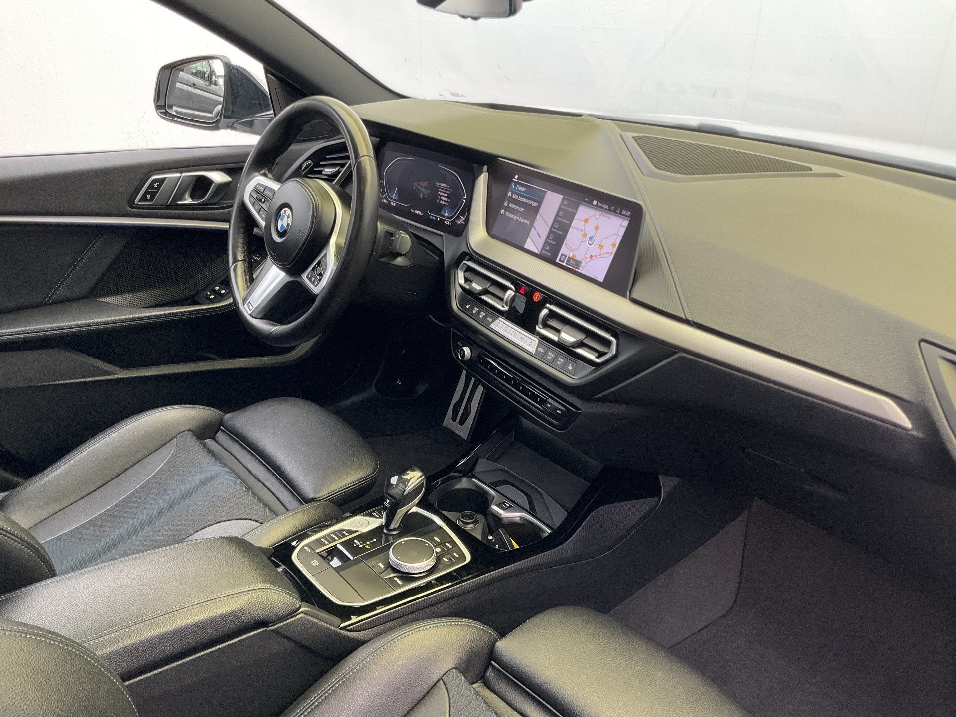 BMW 2 Serie Gran Coupé 218i M Sport Edition Pano.dak HUD St, Auto's, 136 pk, Gebruikt, Euro 6, 1350 kg