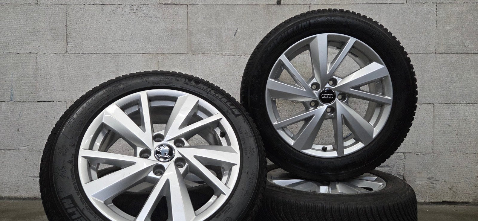17" Audi Q2 Skoda Superb Karoq velgen Michelin winterbanden, Banden en Velgen, 17 inch, C, V