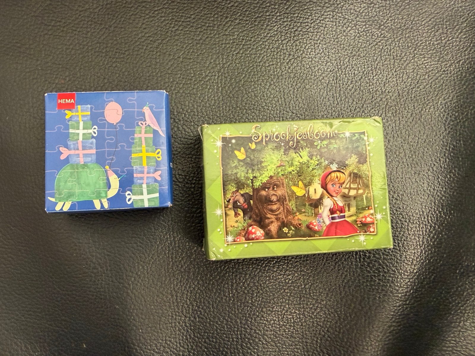 2 Leuke Puzzels: HEMA Schildpad & Efteling Sprookjesboom, Ophalen of Verzenden, 10 tot 50 stukjes, Zo goed als nieuw, 2 tot 4 jaar