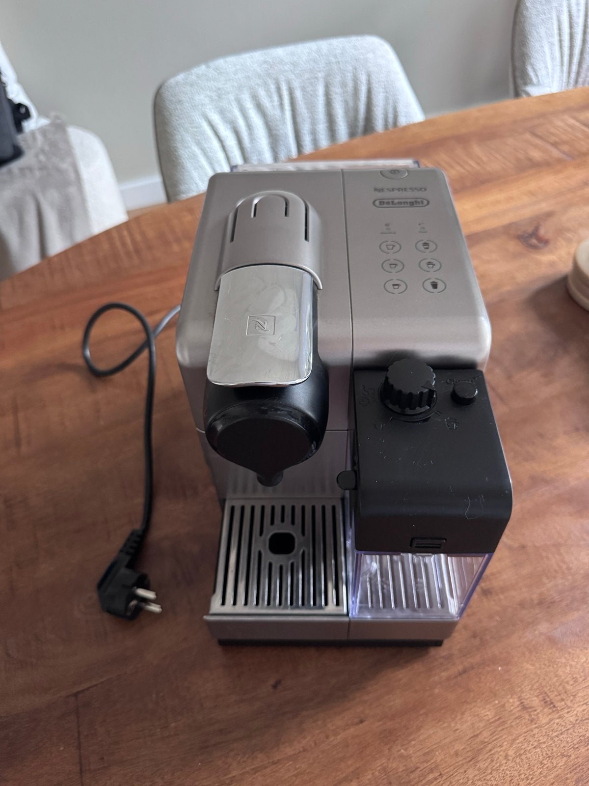 Nespresso Delonghi Koffiemachine, Ophalen, Gebruikt, Koffiemachine, 4 tot 10 kopjes