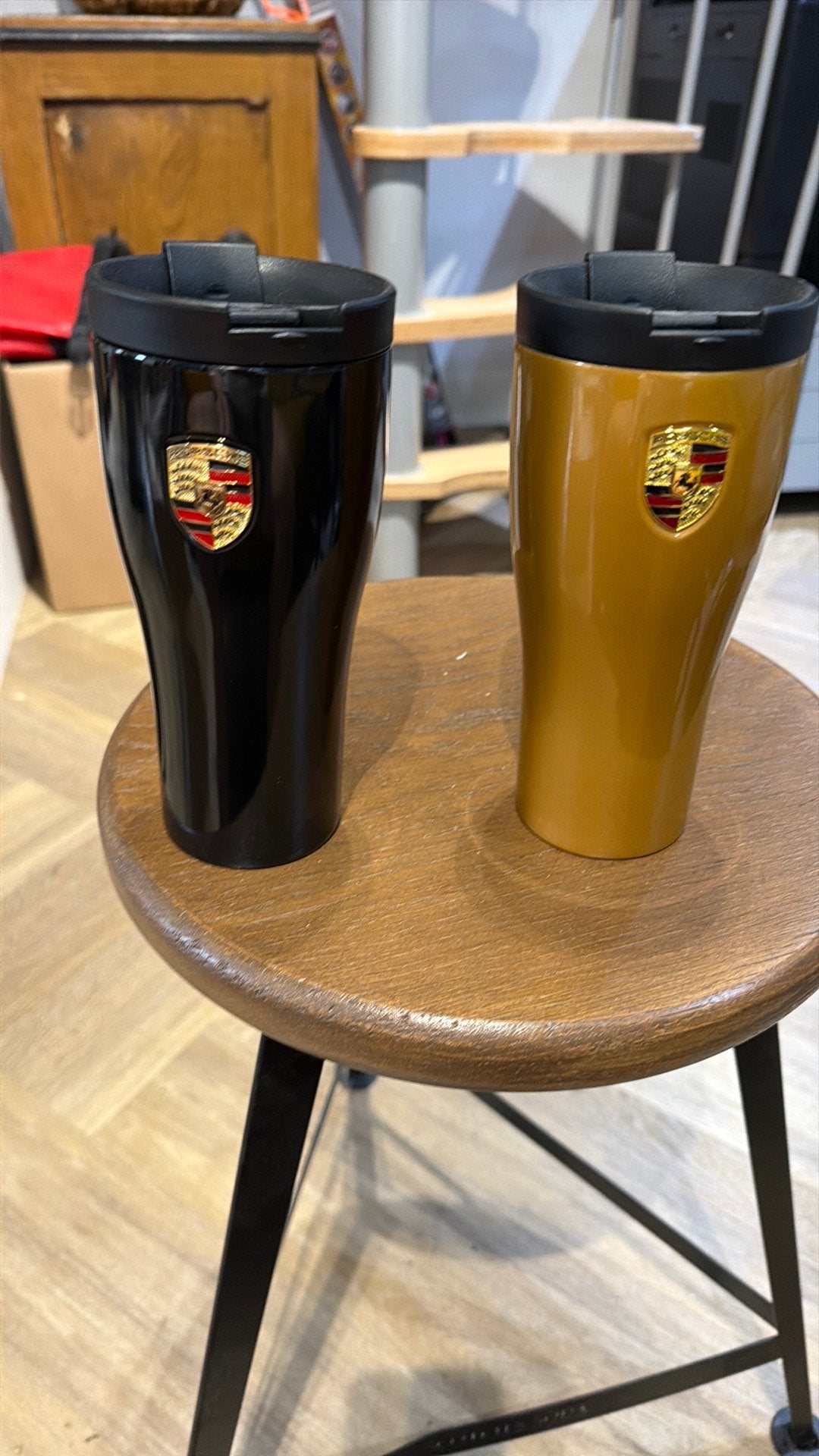 2x koffie beker porsche nieuw, Ophalen of Verzenden, Zo goed als nieuw