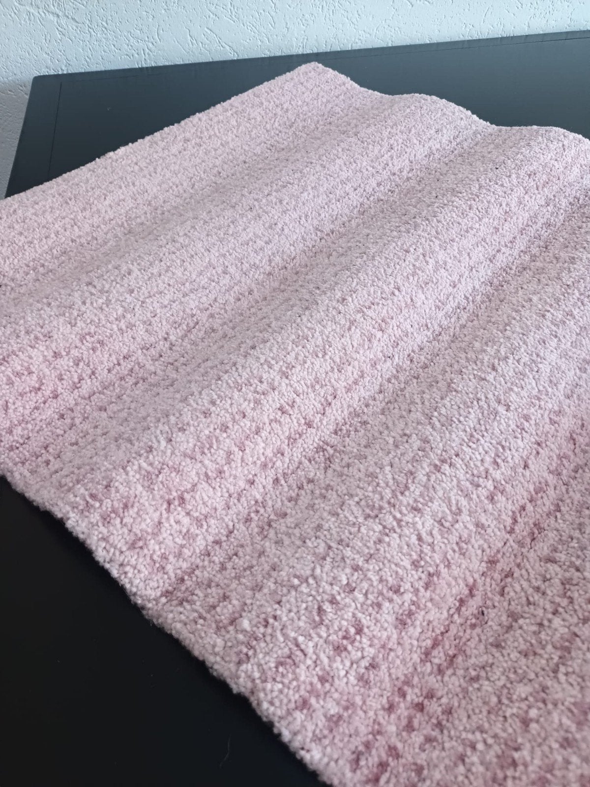 Roze tapijt/vloerkleed - 81x81 cm, 100 tot 150 cm, Zo goed als nieuw, Roze, Rechthoekig