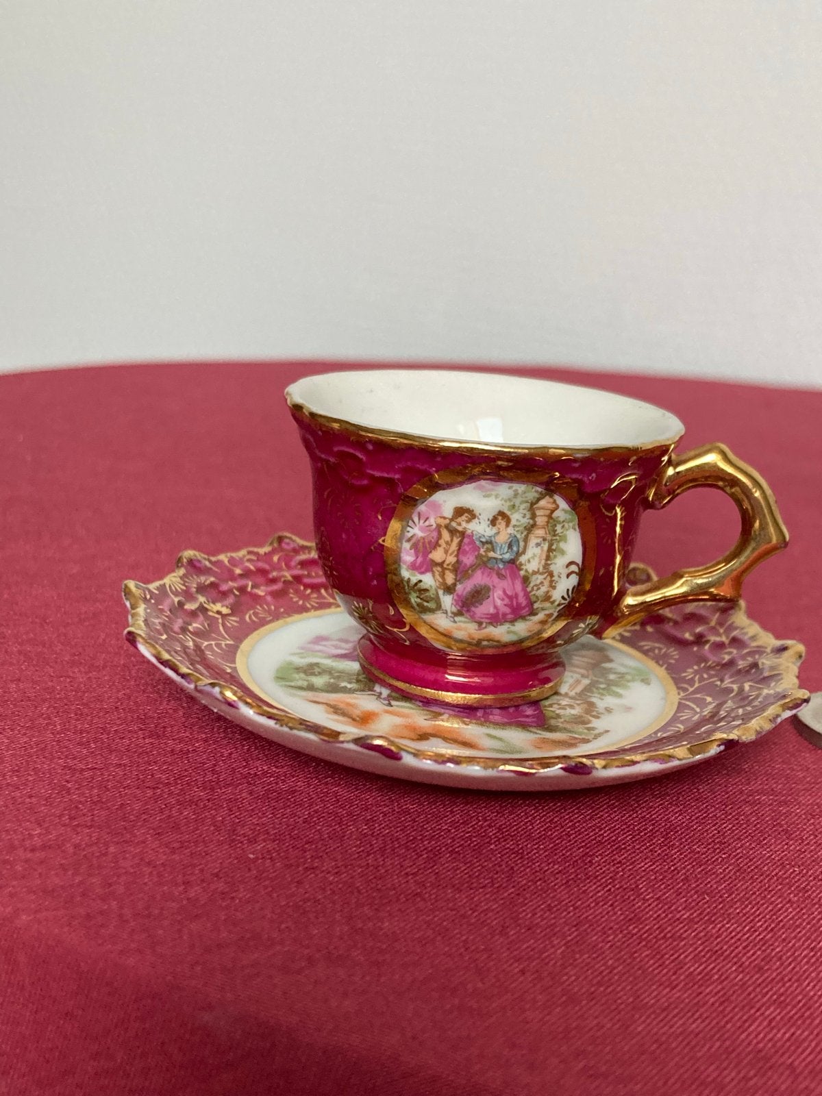 Limoges Stijl Miniatuur Kop en Schotel - Romantisch Decor, Ophalen of Verzenden
