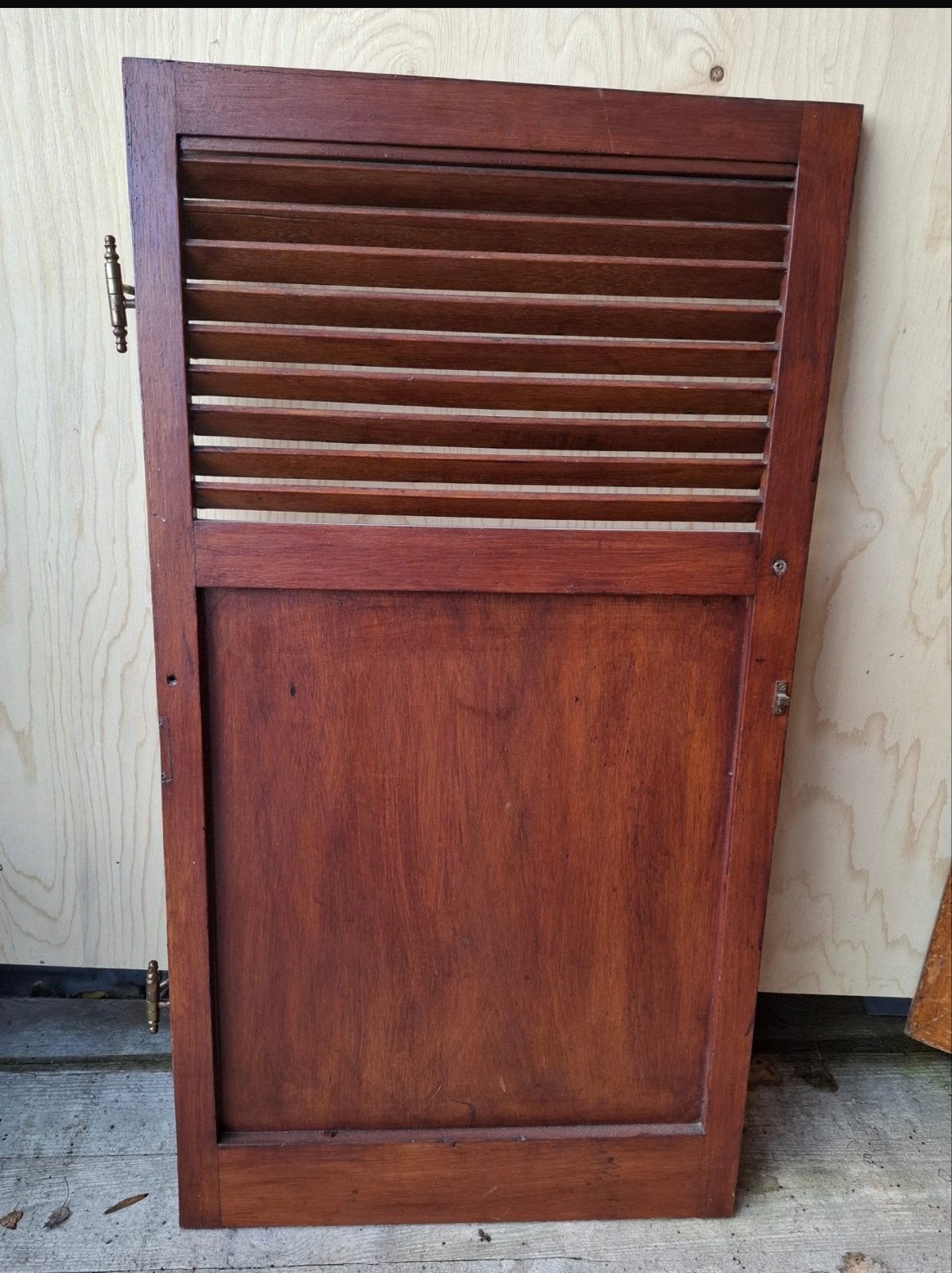 Mahonie Houten Luik / deur met Jaloezieën - 93x51 cm, Ophalen