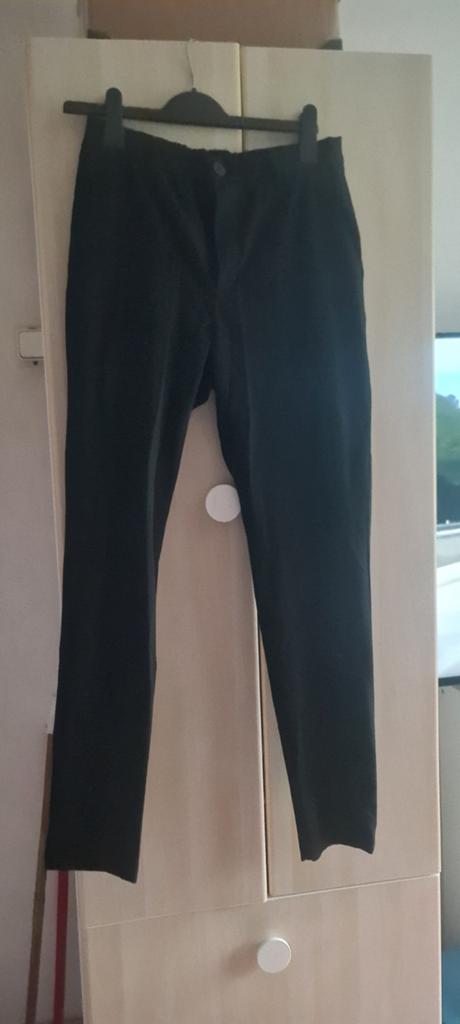 Zwarte broek Daily Aesthetikz maat M, Kleding | Heren, Broeken en Pantalons, Maat 48/50 (M), Zwart, Ophalen of Verzenden, Zo goed als nieuw