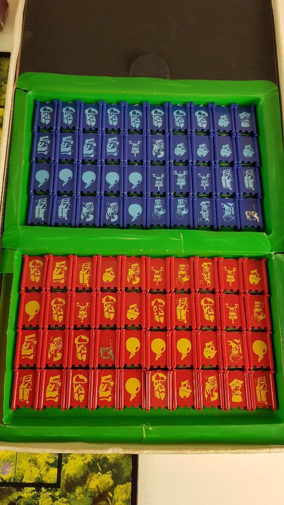 Stratego, Jumbo, paarse doos, platte torentjes (3). 8C, Tweedehands verkoop, Tweedehands verkoop, Gebruikt, Ophalen of Verzenden