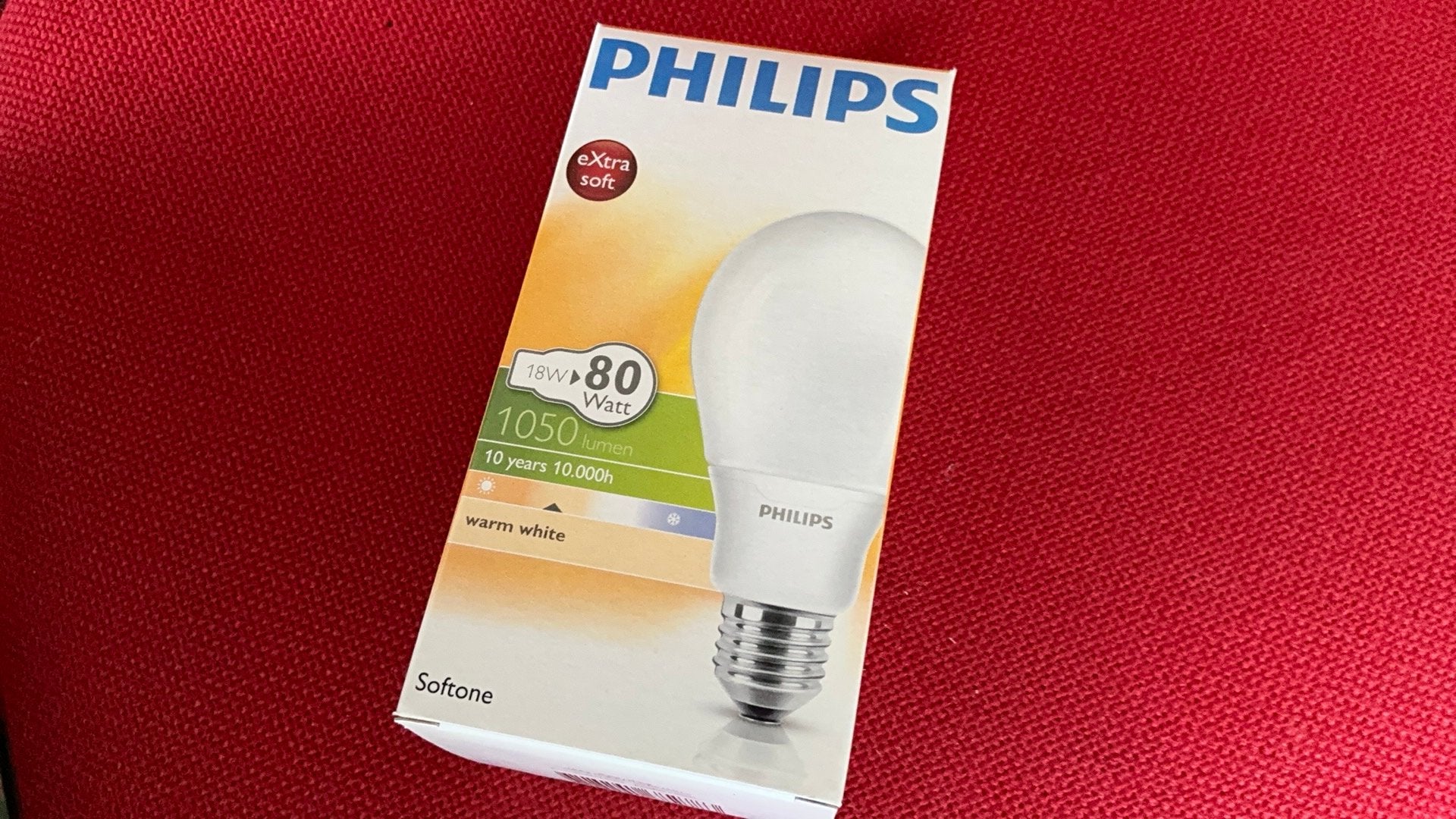 Philips 18 watt equivalent 80 watt E 27 warm white, Ophalen of Verzenden