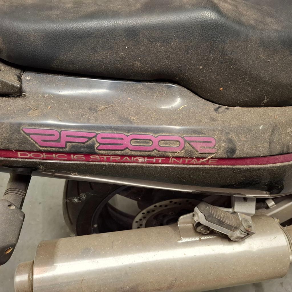 Gezocht inlaatrubbers suzuki rf900r Gezocht inlaatrubbers su, Ophalen of Verzenden