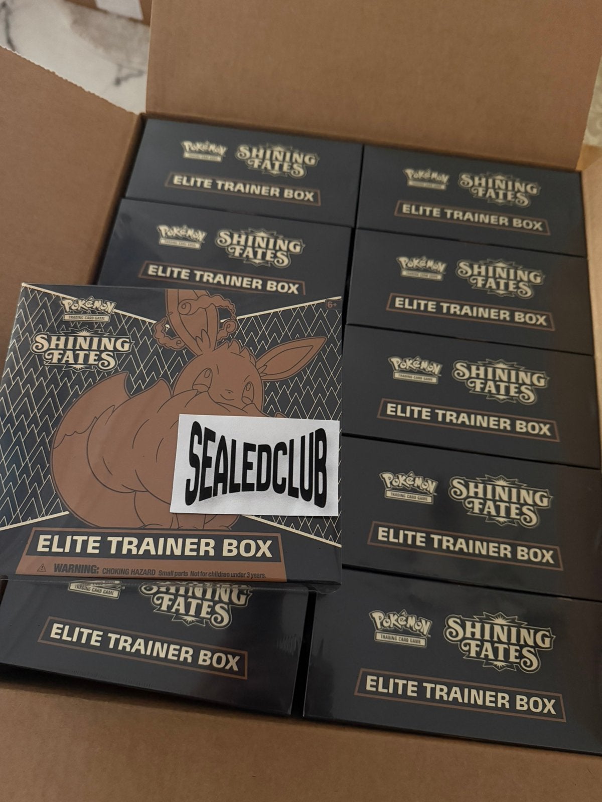 Shining fates elite trainee box, Ophalen of Verzenden, Zo goed als nieuw