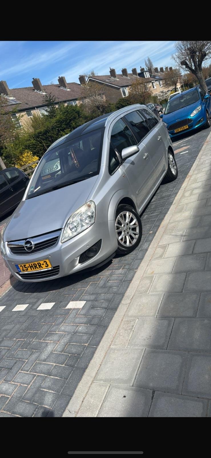 Opel Zafira 2.2 AUT 2009 Grijs APK geldig tot April 2027, Auto's, Opel, 4 cilinders, 7 stoelen, Origineel Nederlands, Zafira