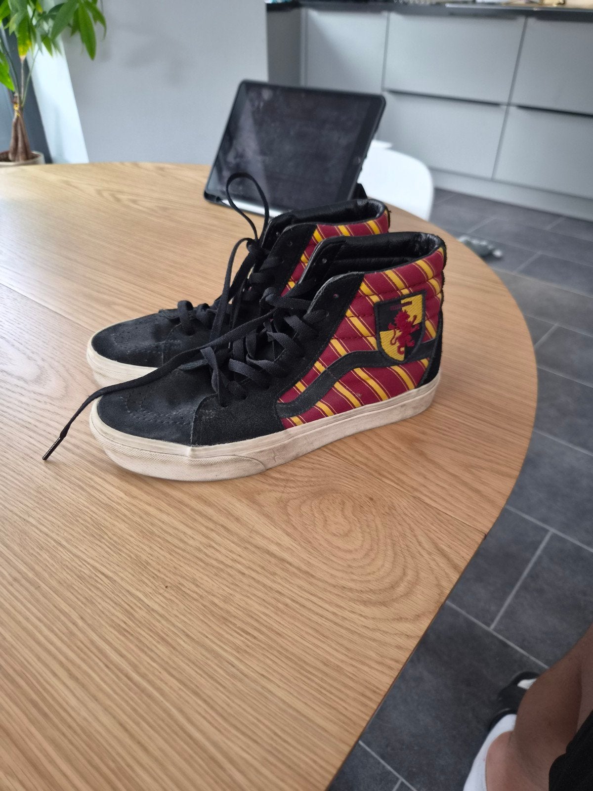Vans Harry Potter Griffoendor sneakers, maat 39, Ophalen of Verzenden