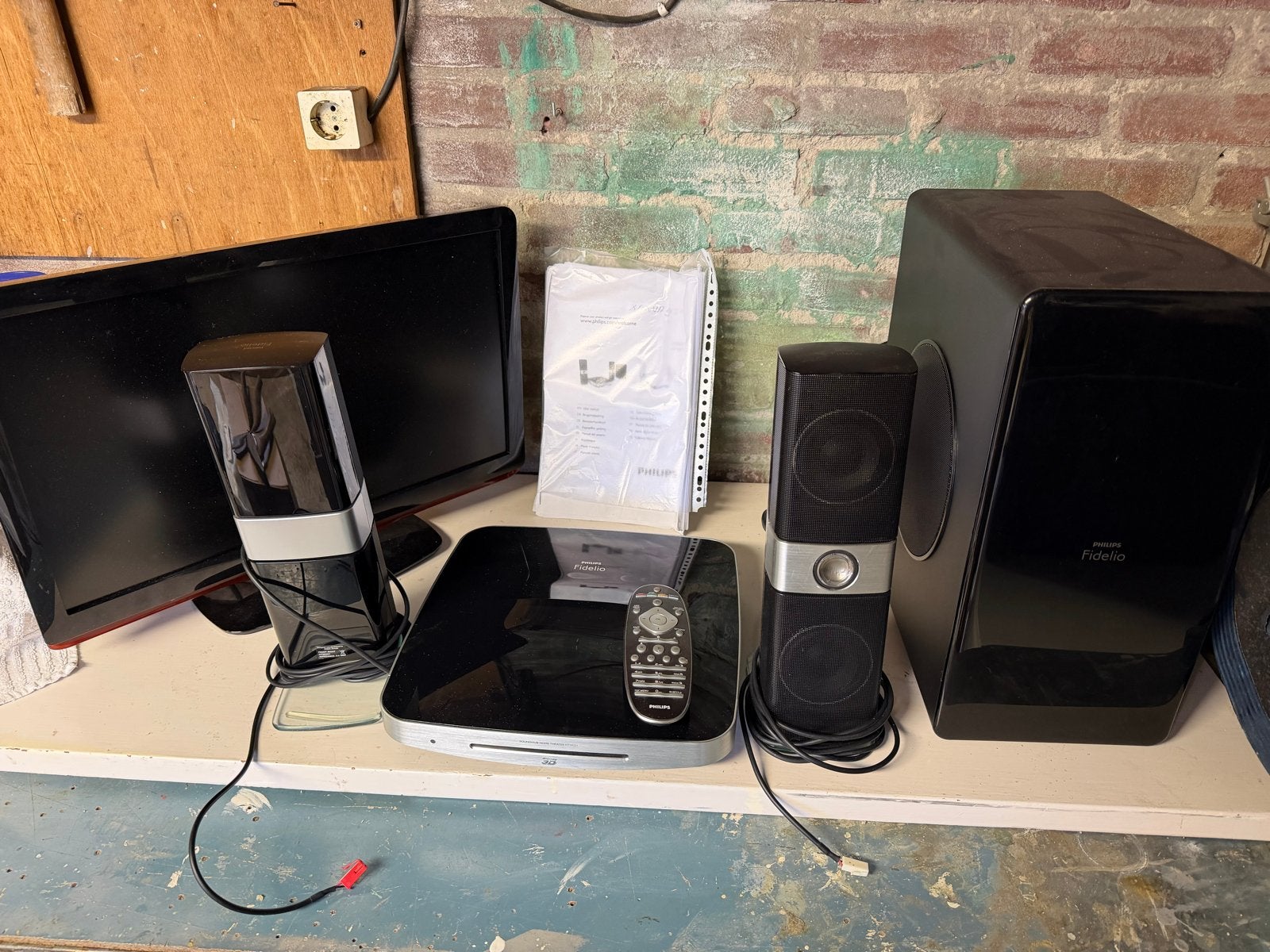 Philips Fidelio Surround Set met kleine TV, Audio, Tv en Foto, Philips, Gebruikt, 2.1-systeem, Blu-ray-speler