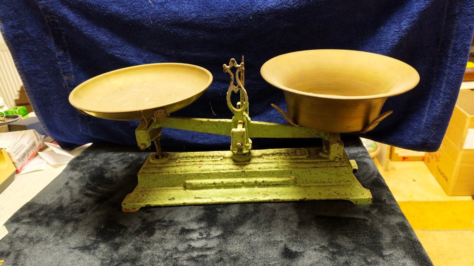 Antieke Weegschaal - Decoratief en Functioneel, Ophalen of Verzenden