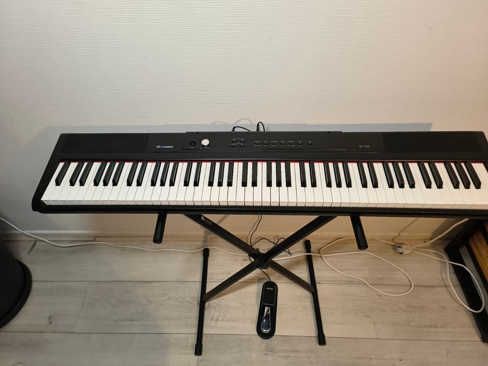 thomann sp-320 piano bekijk omschrijving
