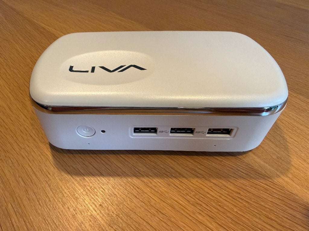 Liva X2 Mini PC - NUC - 2.1Ghz - 2GB - 32GB - Windows 11, Ophalen, 32 GB, Zo goed als nieuw, SSD