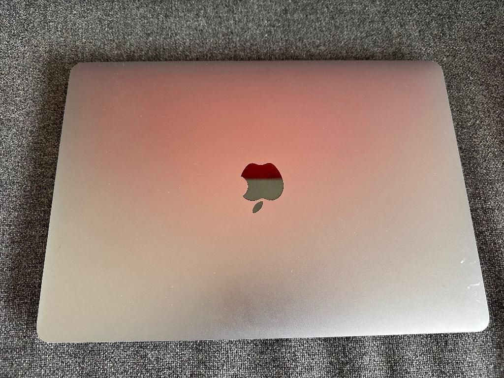 MacBook Pro (13-inch, M1, 2020), Gebruikt, Qwerty, 8 GB, 13 inch