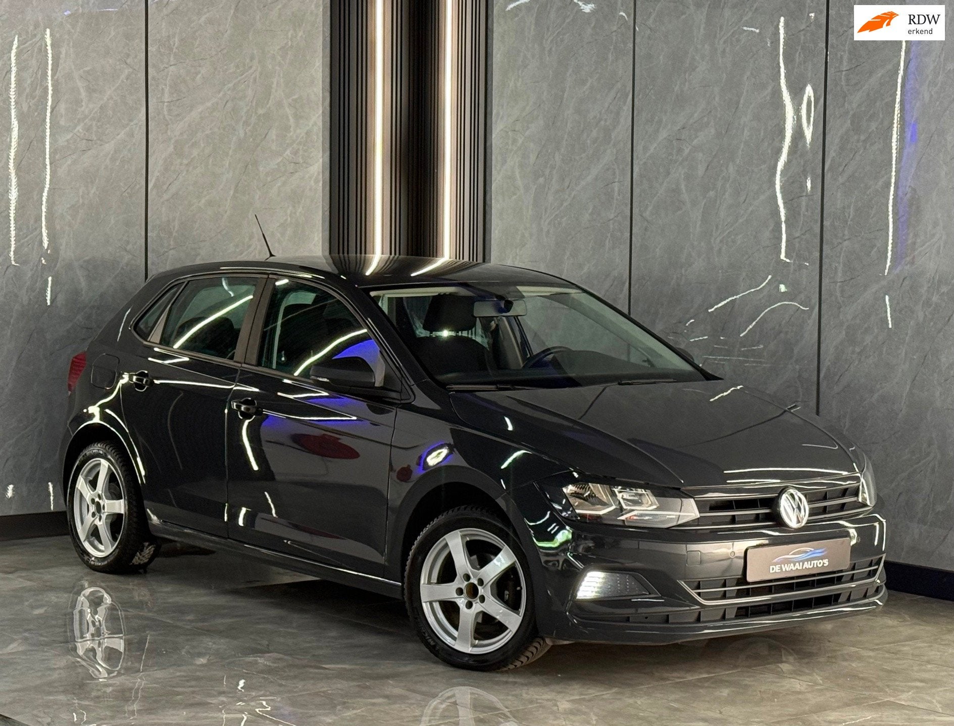 Volkswagen Polo 1.0 MPI Comfortline Business |1e Eignr|Navi|, 1005 kg, Stof, Euro 6, Bedrijf