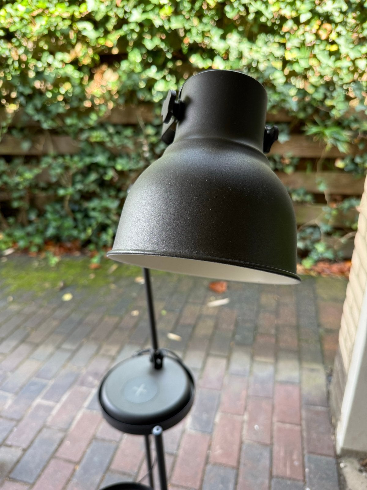 Bureaulamp met draadloze oplader, Ophalen, 100 tot 150 cm, E27 (groot), Zo goed als nieuw