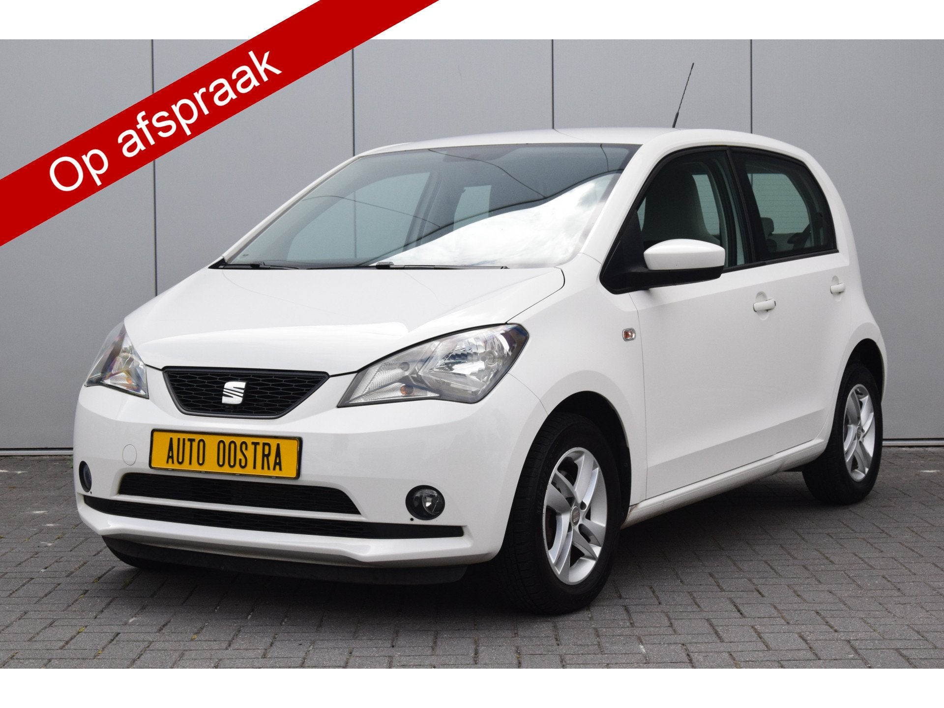 SEAT Mii 1.0 Style Airco Cruise Pdc 33dkm! (bj 2013), Voorwielaandrijving, Euro 5, Stof, Gebruikt
