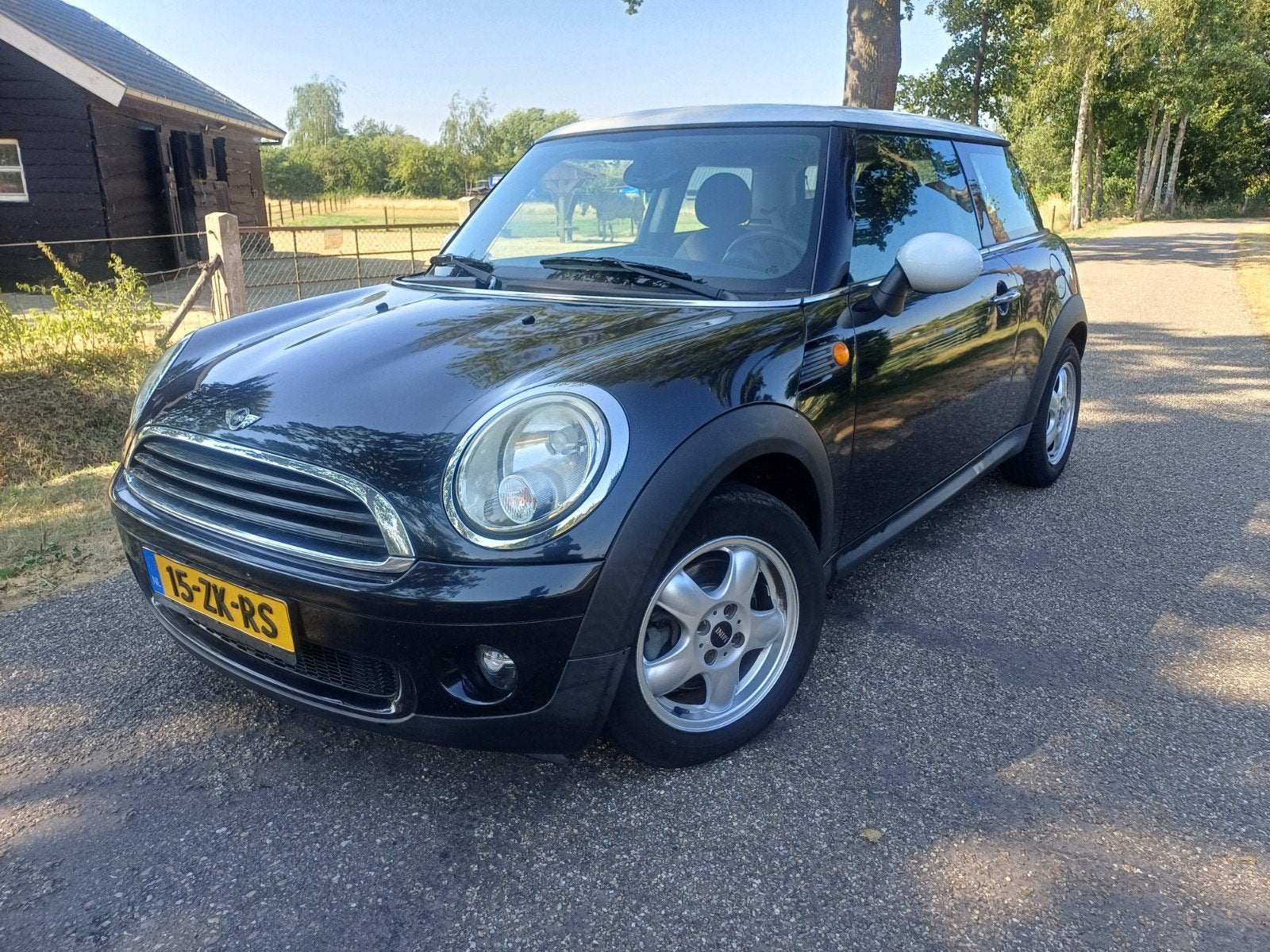 Mini 1.6 16V Cooper 2008 Zwart APK 7-2-2027, Auto's, Mini, Voorwielaandrijving, 750 kg, 4 cilinders, 4 stoelen
