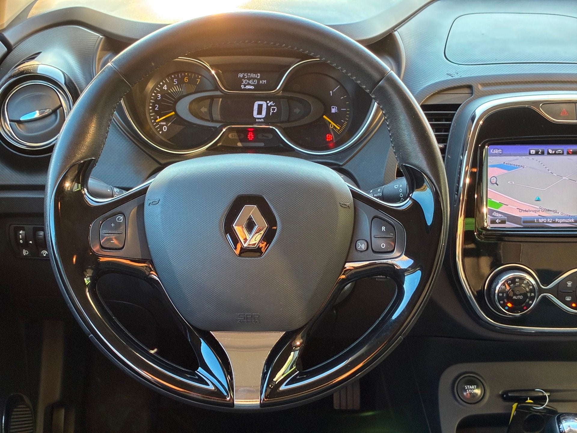 Renault Captur 1.2 TCe Dynamique|Automaat|Navigatie|Camera|C, Auto's, Euro 5, 4 cilinders, 19 km/l, SUV of Terreinwagen