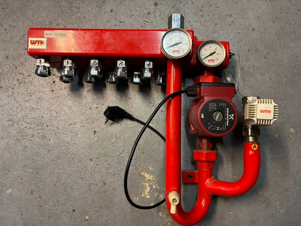 WTH verdeler vloerverwarming 5 groeps groepen, Doe-het-zelf en Verbouw, Verwarming en Radiatoren, Gebruikt, Overige typen, Minder dan 30 cm