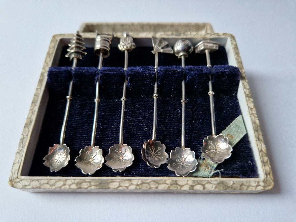 6 Japanse sterling zilveren souvenirlepels, Ophalen of Verzenden
