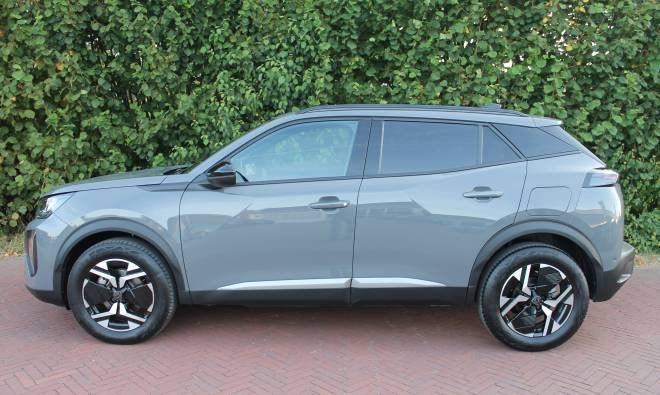 PEUGEOT 2008 1.2 Hybrid 136pk e-DCS6 Allure, Auto's, 1272 kg, 136 pk, Gebruikt, Euro 6