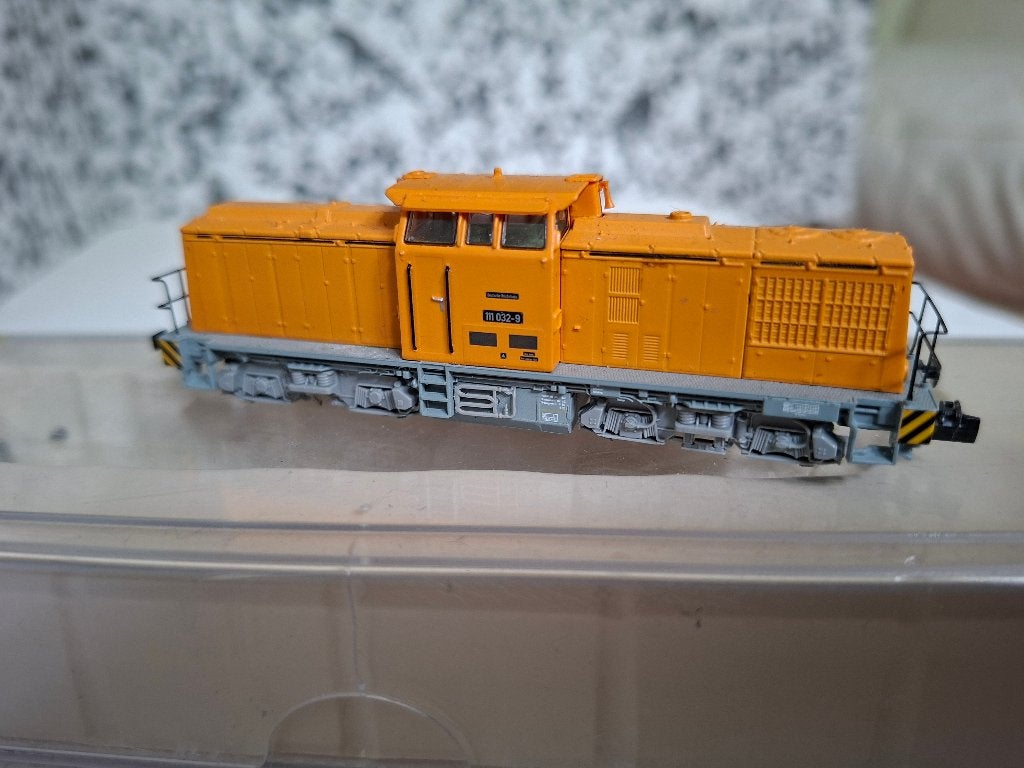 Fleischmann digitaal Br 111 DR (V100 DR ), Locomotief, Ophalen of Verzenden, Zo goed als nieuw, Fleischmann